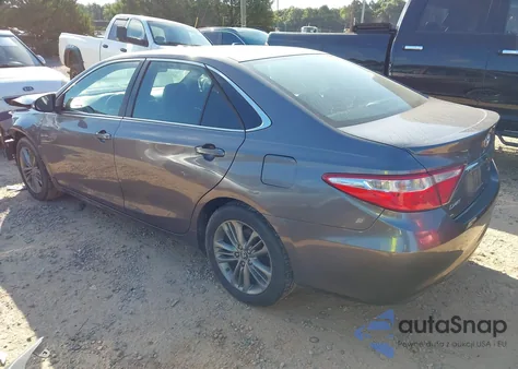 2015 Toyota Camry Se z USA, uszkodzony, nr VIN 4T1BF1FK0FU020543